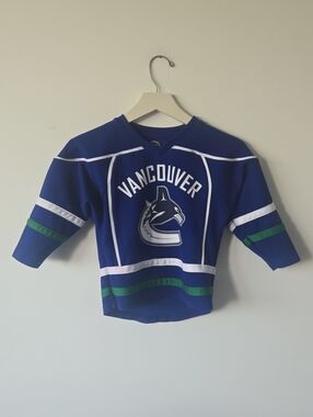 Vancouver Canucks Kids Blue Hockey Jersey